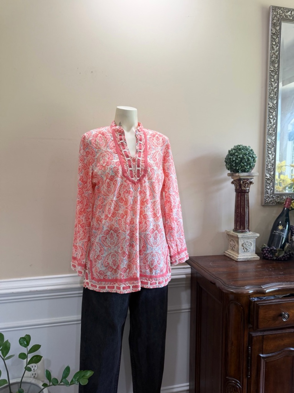 Saint Tropez West Paisley Split-Neck Tunic Top